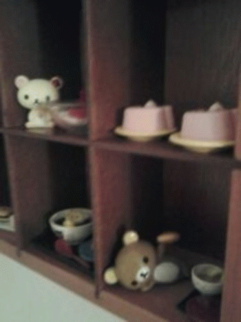 Sloth (USA-2) : Relax Bear mit Air​-​Kick Bear + Some Tasty Treats!